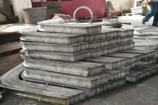 怕买错？锅炉过热器防磨盖板采购避坑手册,从材质到厂家全流程教你选!